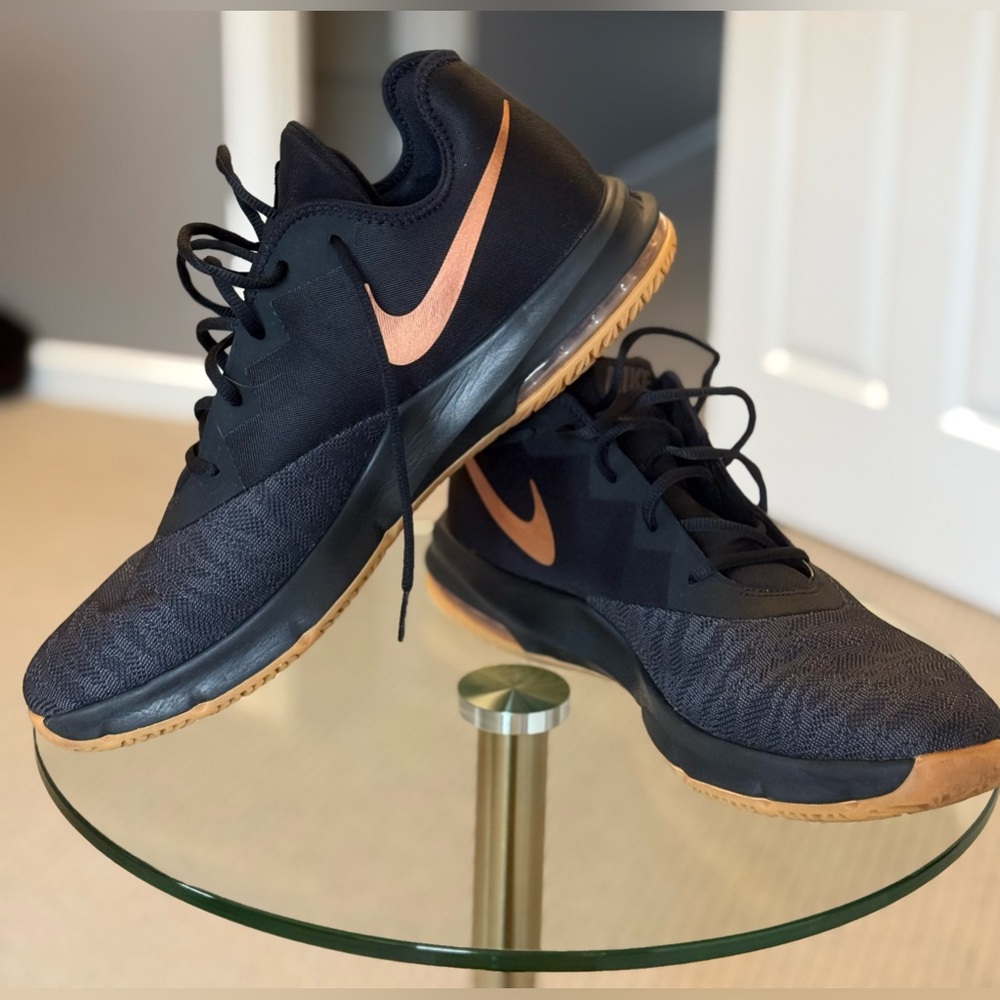Nike Air Force 1 ‘07 LV8 size 13